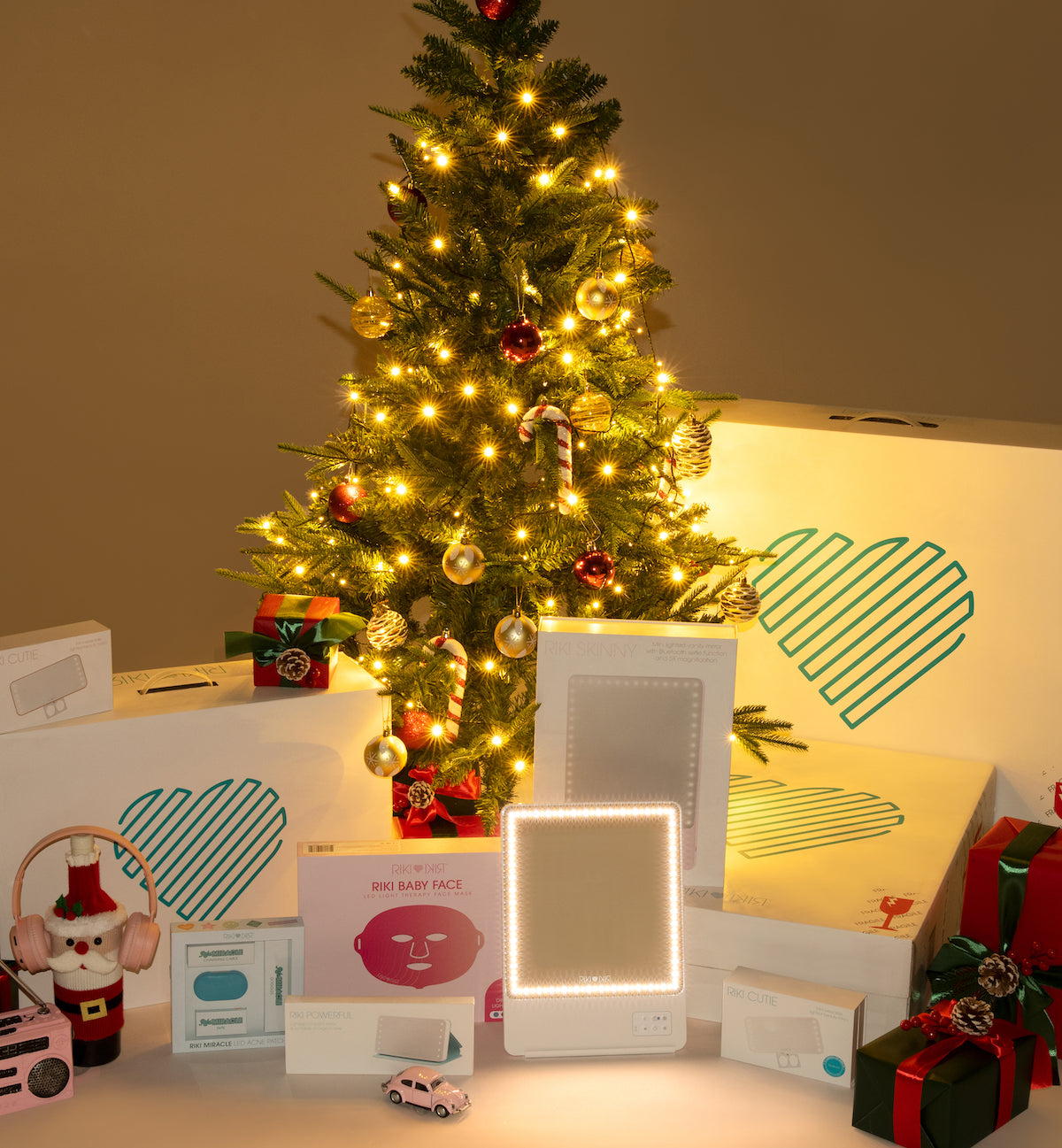 RIKI LOVES RIKI lighted vanity mirror for Christmas gift