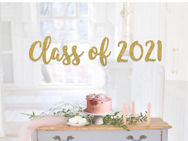 6 Graduation Makeup Ideas For The Class of 2021