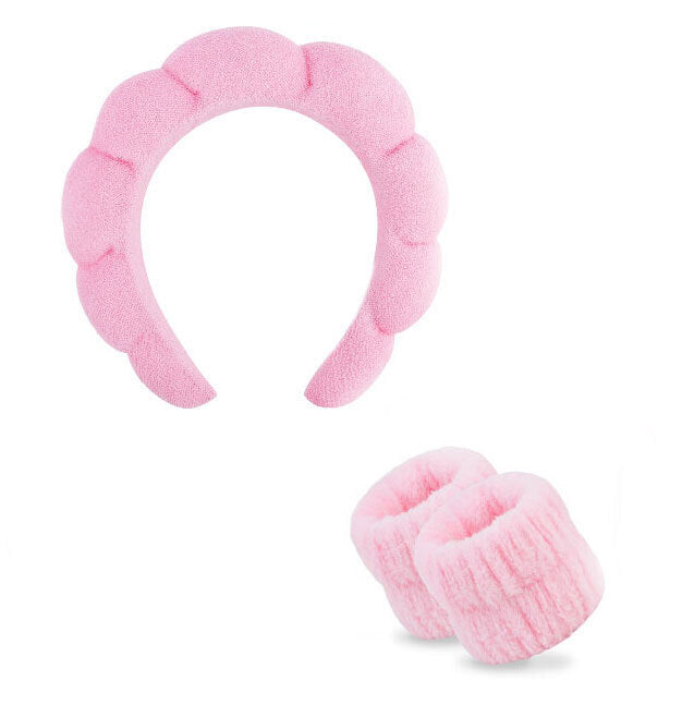 Chic and functional RIKI Bubble Headband, perfect for keeping your hair in place during beauty routines.