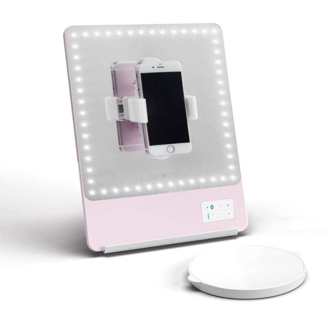 Pink RIKI SKINNY mirror with 10x magnification, front view, perfect for content creation, sample sale.