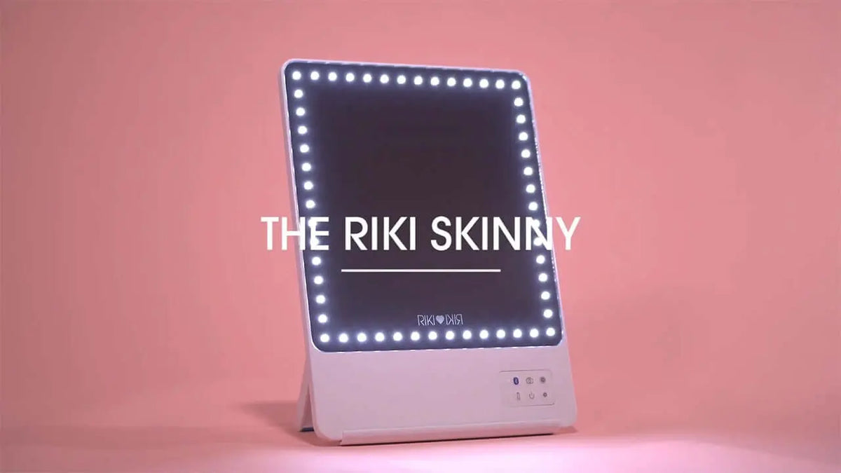 Pink RIKI SKINNY mirror with 10x magnification, ideal for video content, sample sale.