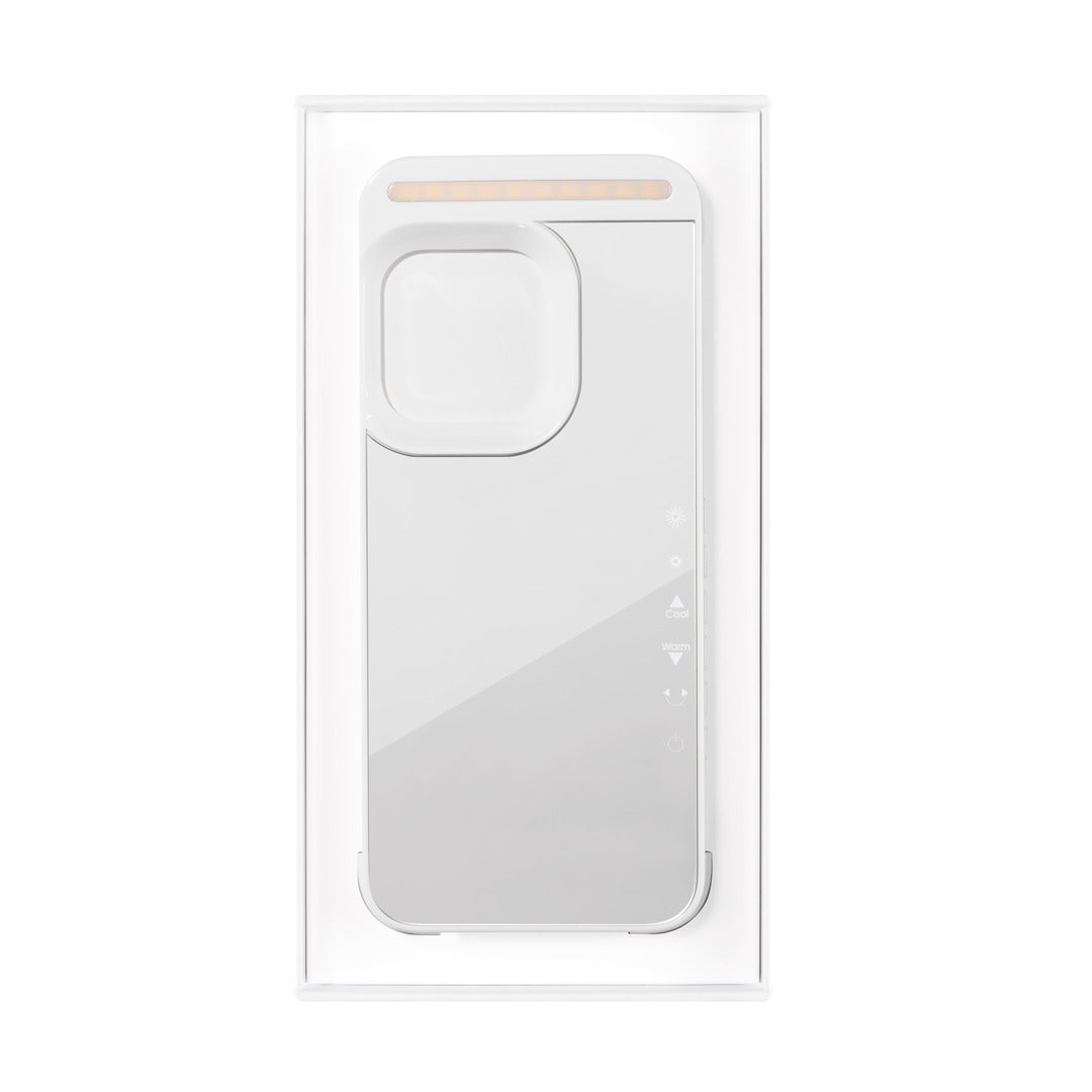RIKI Jet Setter phone case with five adjustable brightness levels for perfect lighting.
