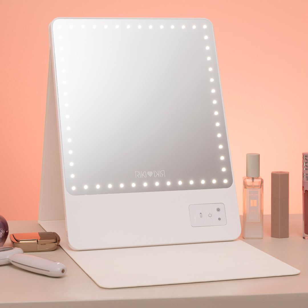 RIKI SKINNY ECO Glam On-the-Glow Set in White, ideal for travel